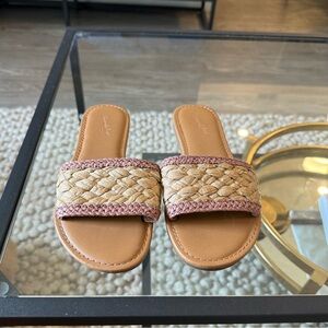 Women’s sandals